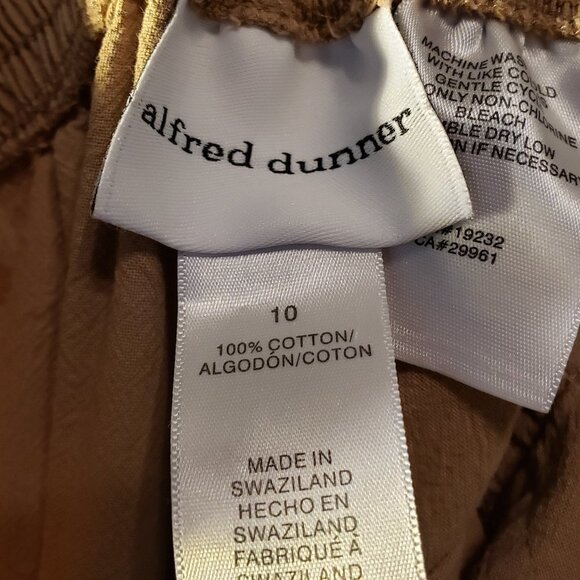 Ladies ALFRED DUNNER w/Elastic Waist. Size 10 - Picture 3 of 3